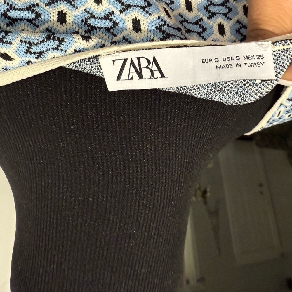 Zara Black and Blue Patterned Knit Top - Picture 9 of 11